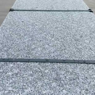 盐城 芝麻黑火烧面毛板，条板，半成品