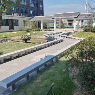 盐城 芝麻灰小区坐凳&栏杆安装效果