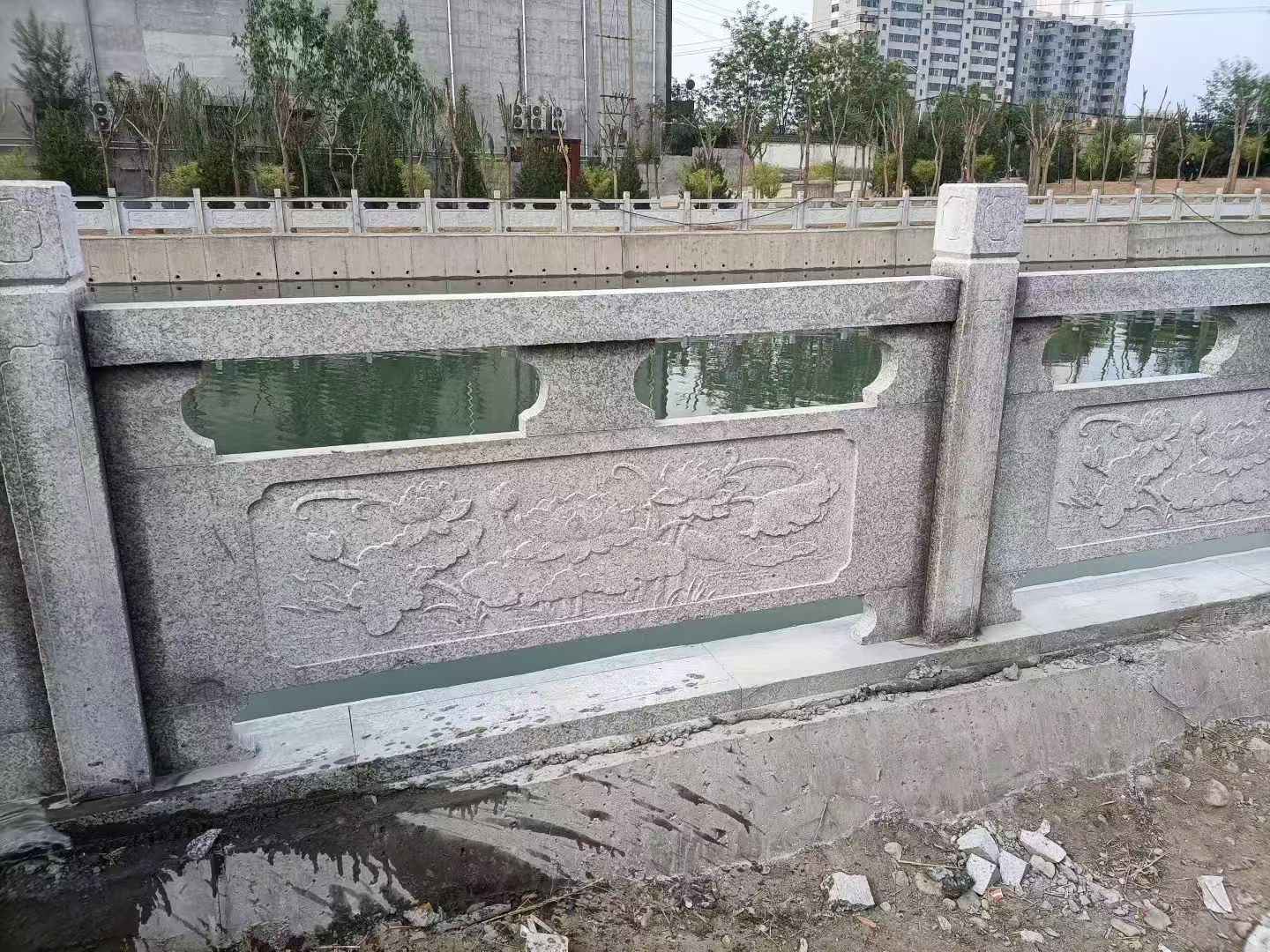 盐城 芙蓉白大花桥梁、河道，石材栏杆、围栏、护栏