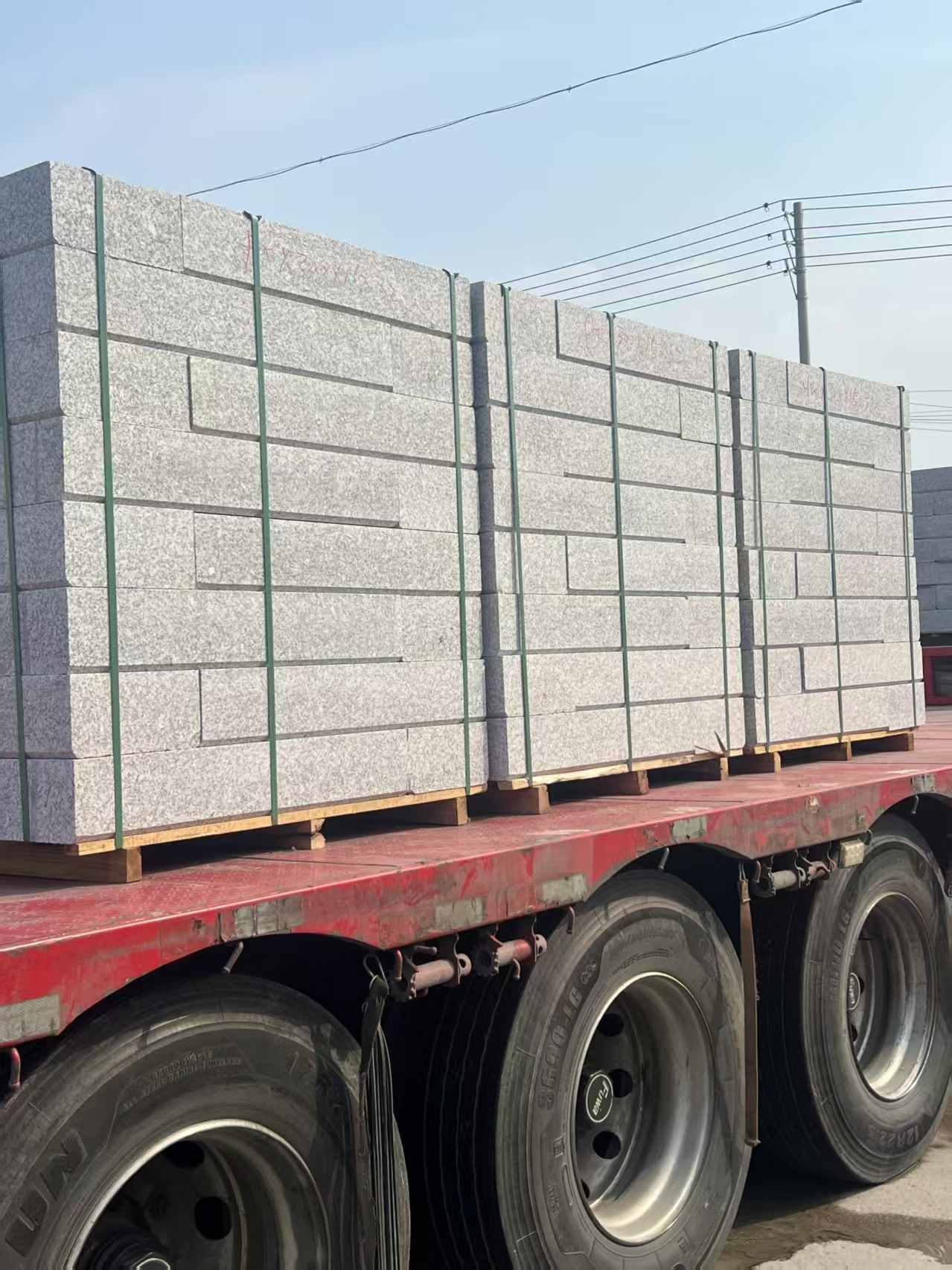 盐城 芙蓉白路沿石装车