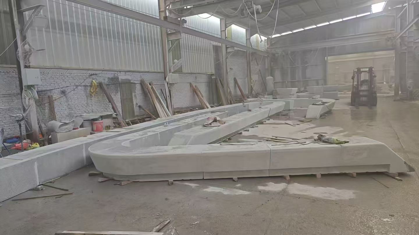 盐城 花岗岩整石坐凳拼装